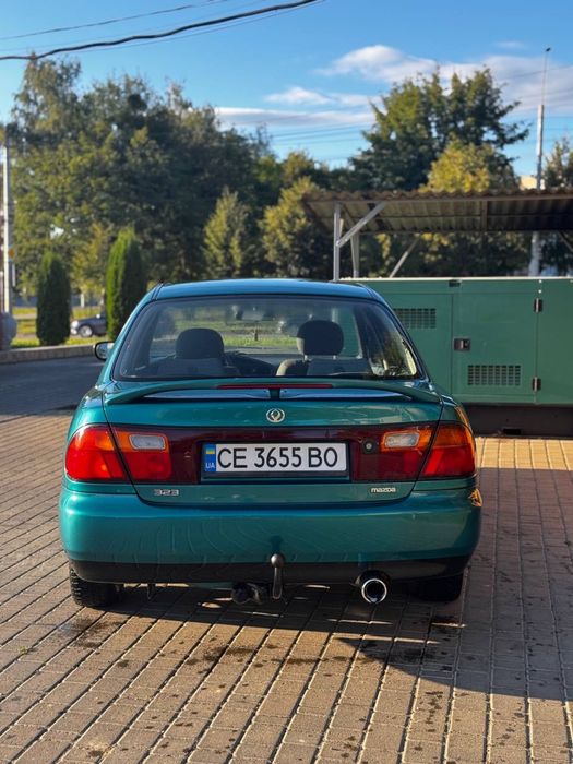 Mazda 323 1996 року