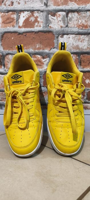 Buty Umbro Żółte