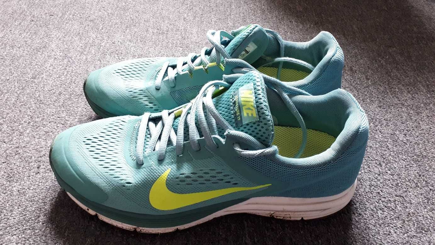 Nike Structure 17 rozmiar 41