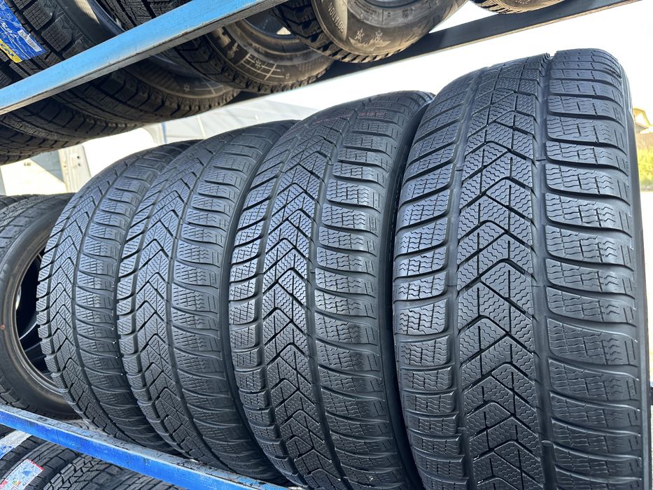 Шини б/у 225/55 R18 Pirelli 4шт