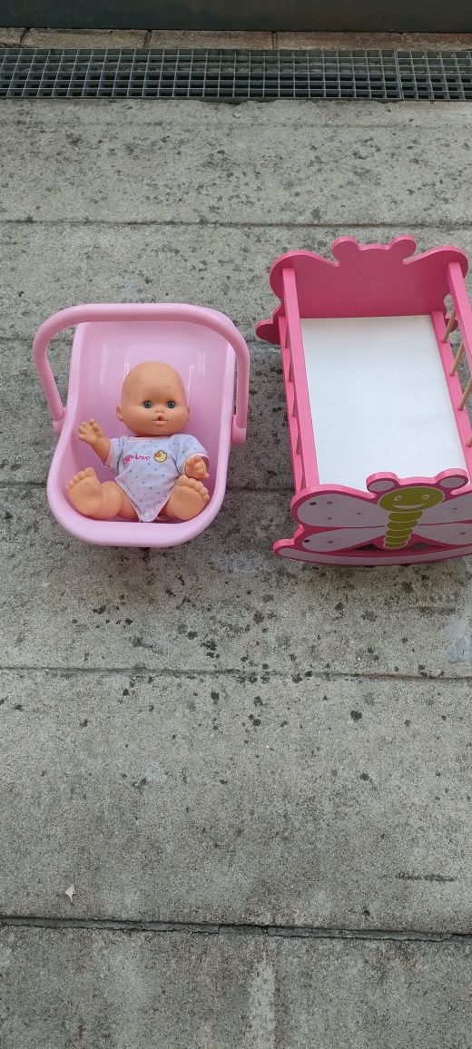Conjunto cama+ cadeira + boneca