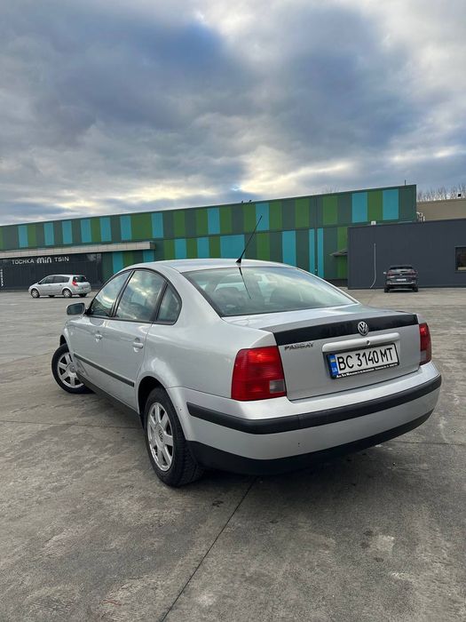 Продаж Passat B 5 1.6