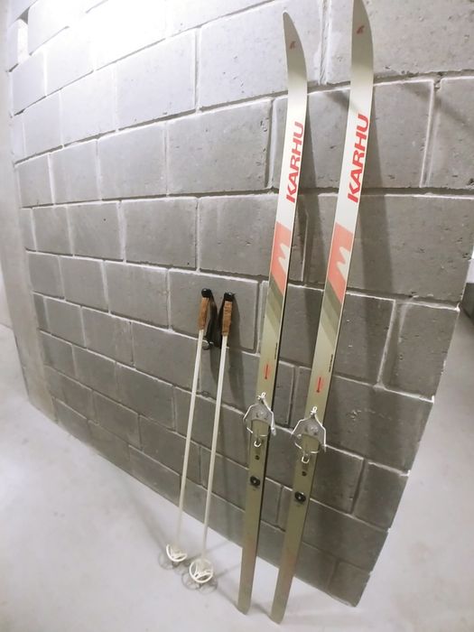 Narty biegowe biegowki Karhu z kijkami