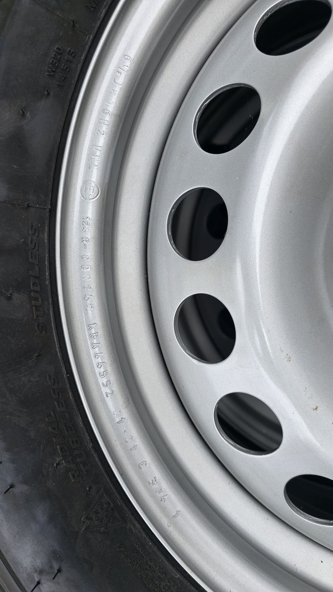 Komplet kół  koła felgi stalowe VW caddy 16" 5x112 Nowe opony zimowe