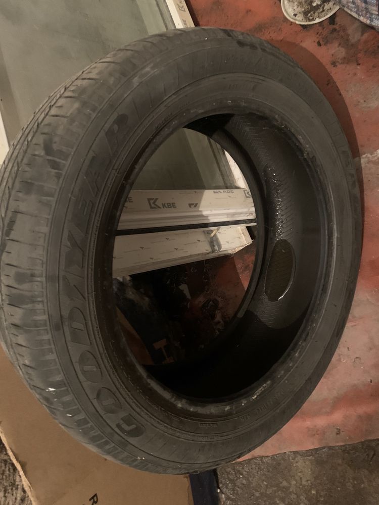 Продам колесо225/55R18