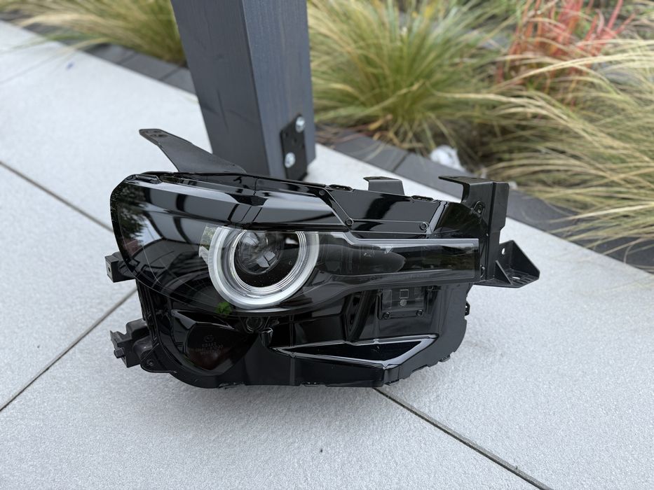 Mazda MX-30 reflektor prawy FULL LED / EU / DN4L51030C