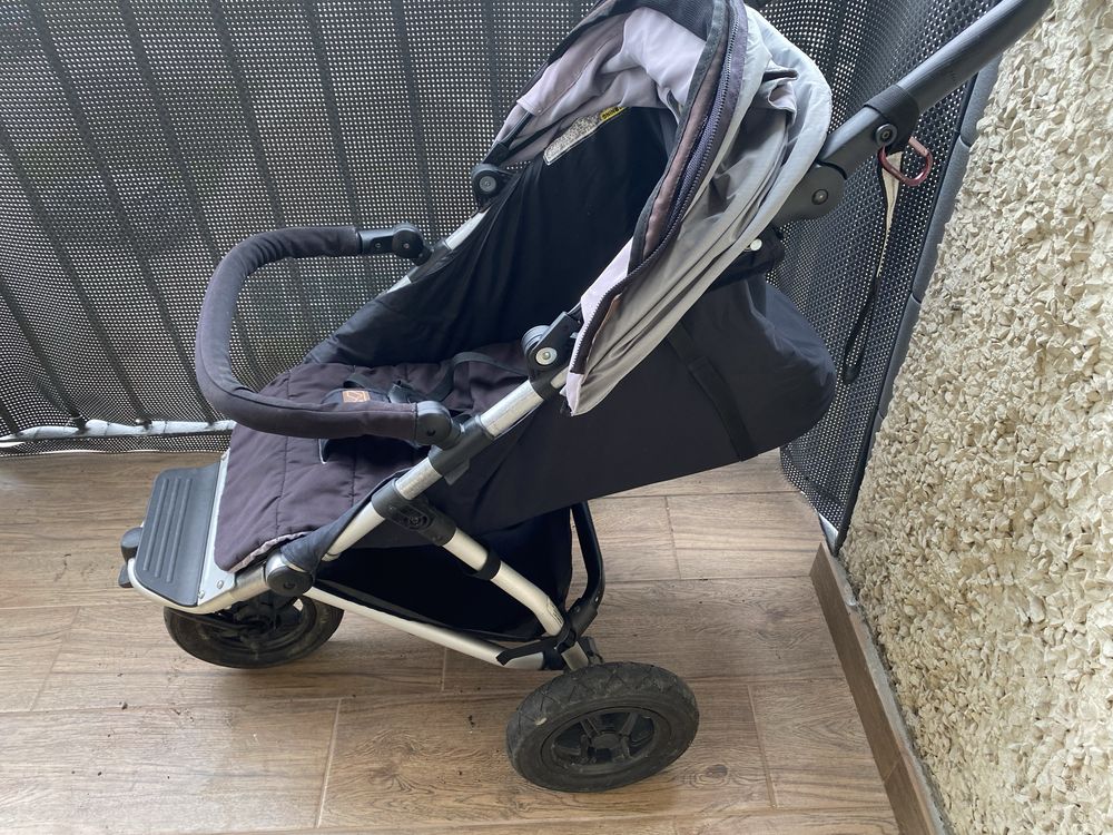 Lekki ultralekki wozek 2w1 mountain buggy swift