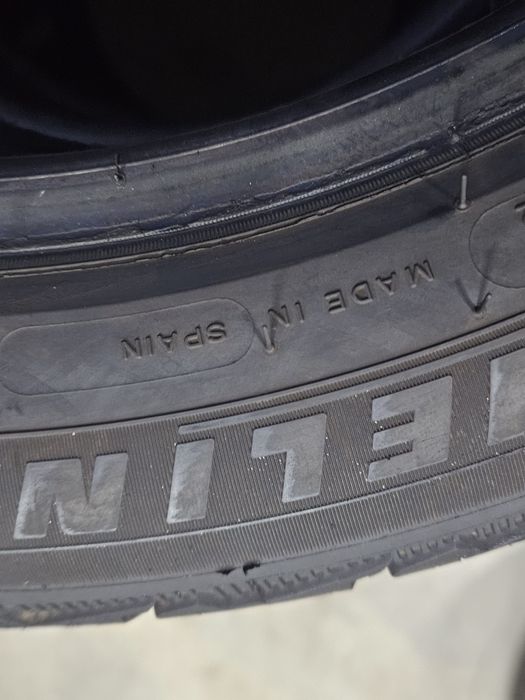 Goauto купити б/у зимову гуму  Michelin Pilot Alphin 5 245 45 R17 к-т