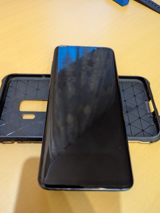 Продам Samsung s9+