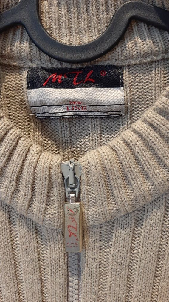 Sweter na suwak bezowy rozpinany M