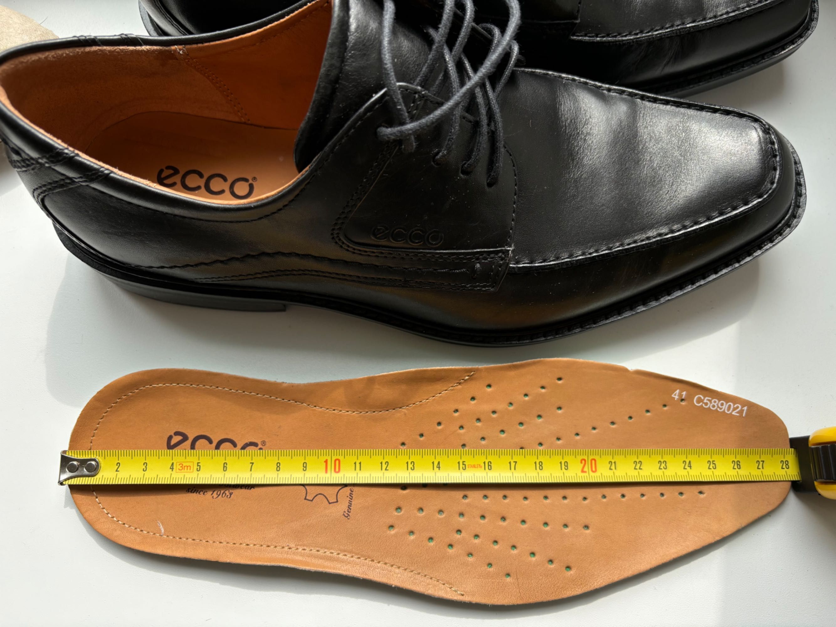Шкіряні чоловічі туфлі Ecco Windsor (41 розмір)