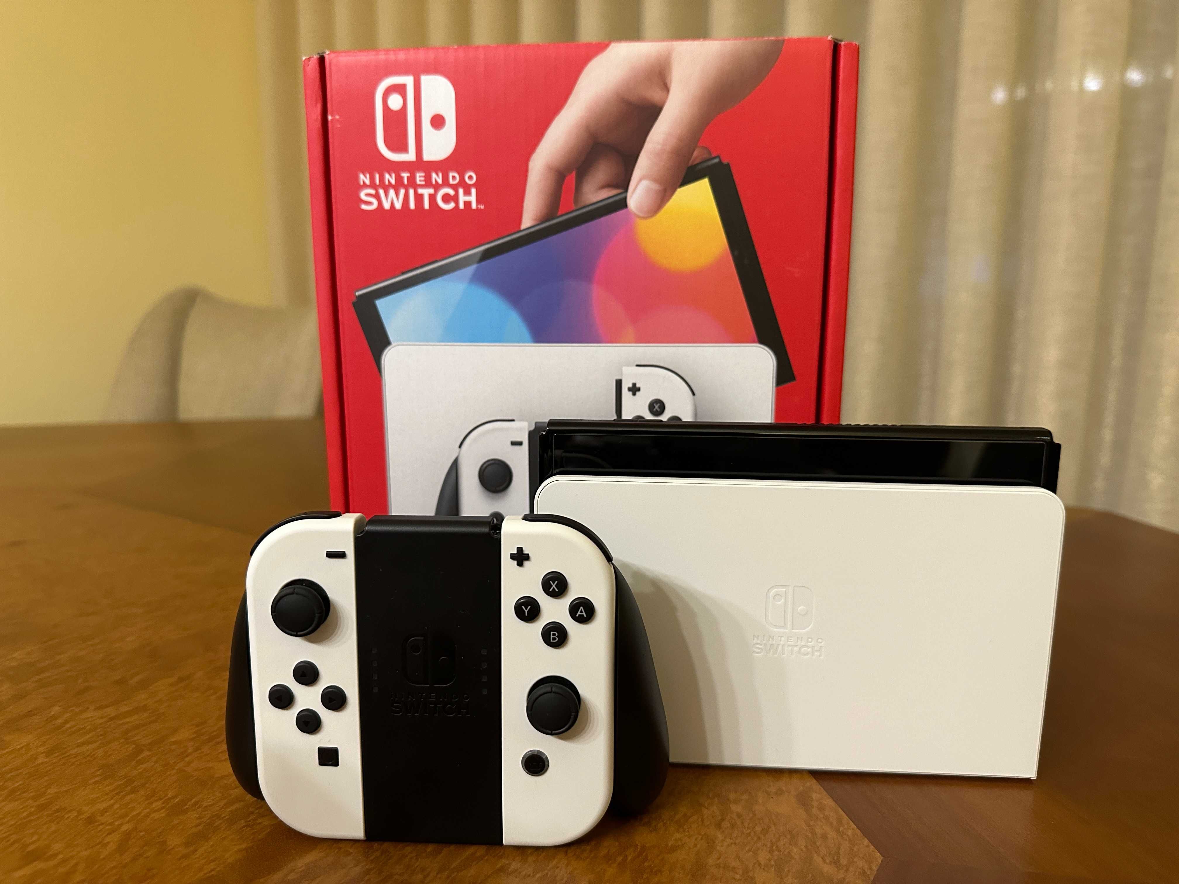Nintendo Switch OLED 64GB + Mario Kart 8 + garantia até dezembro 2026