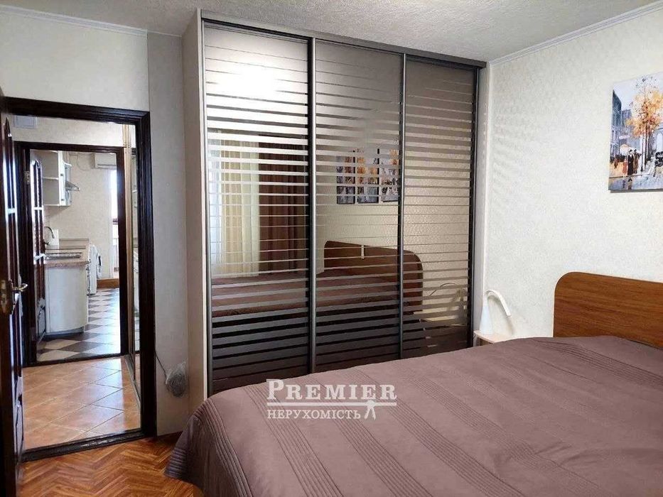 Продам 2-х ком квартиру в Приморском районе.