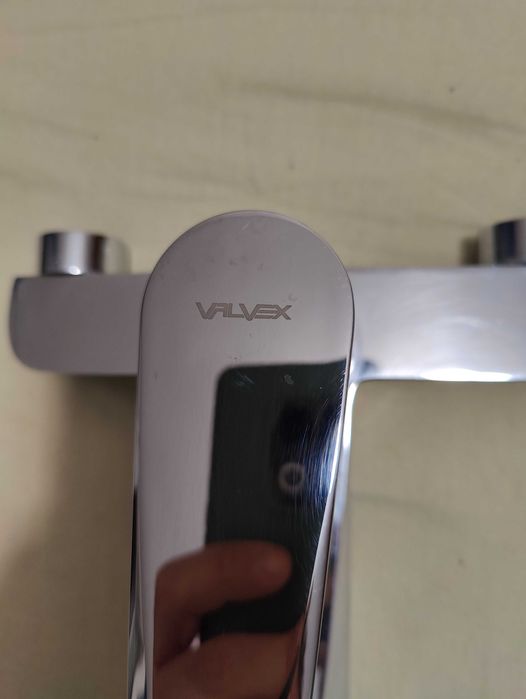 Cмеситель для ванны VALVEX Quasar хромированая латунь