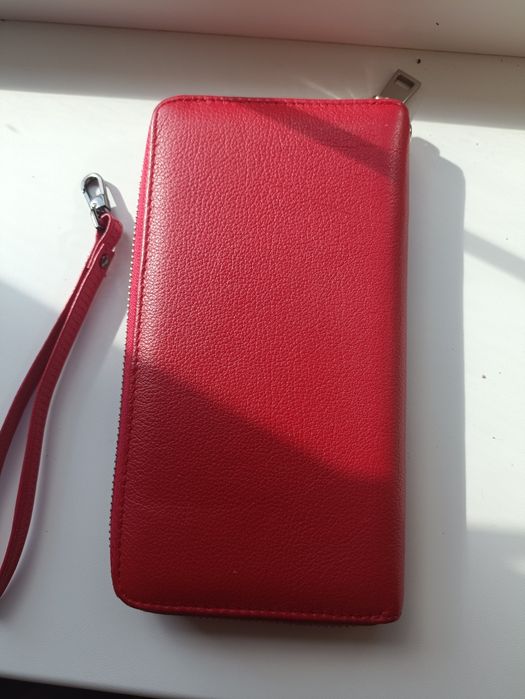 Продам жіночий гаманець з натур. шкіри