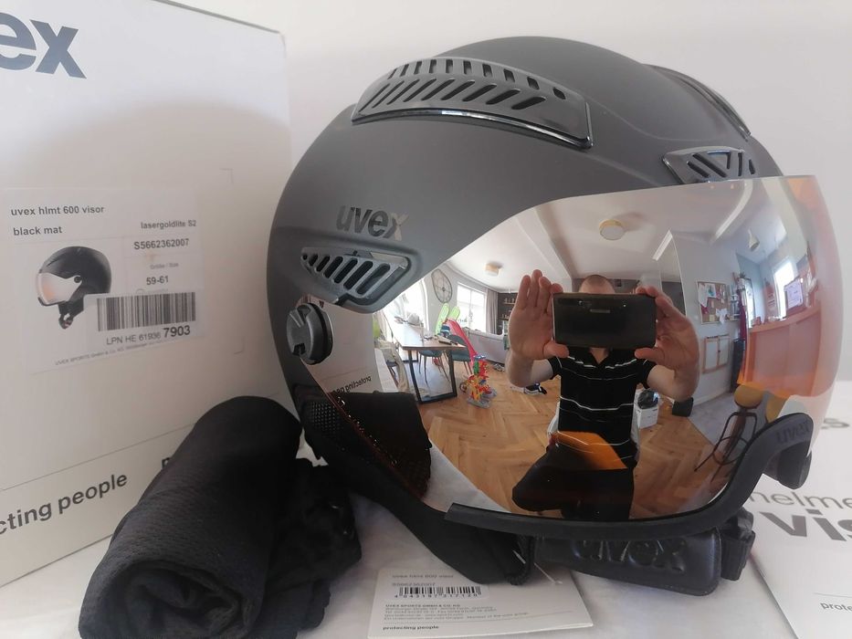 Kask narciarski Uvex HLMT 600 Visor Black Mat XL 59-61cm