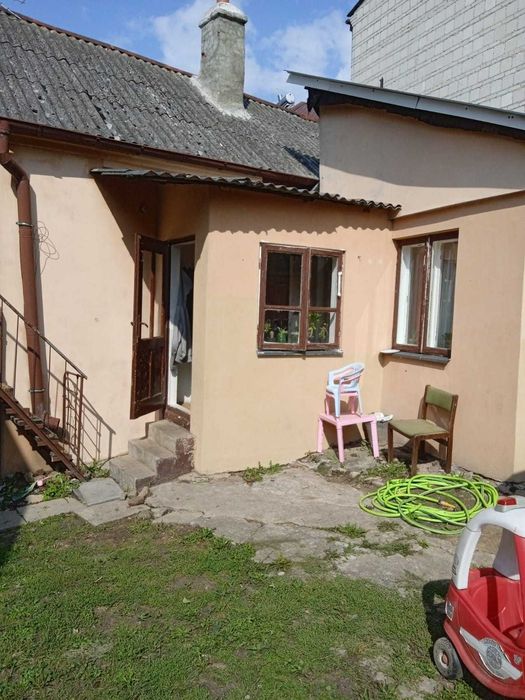 Sprzedam  Dom  w Centrum  Bodzentyna