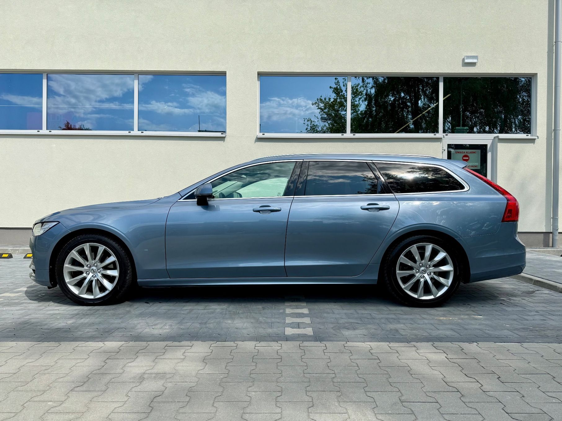 Volvo V90 Momentum Pro/AWD/Cena brutto*Hak/rej2020