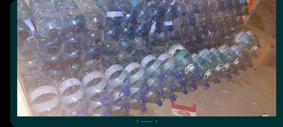 Butelki plastikowe z nakrętkami 5 litrowe po wodzie około 200 sztuk