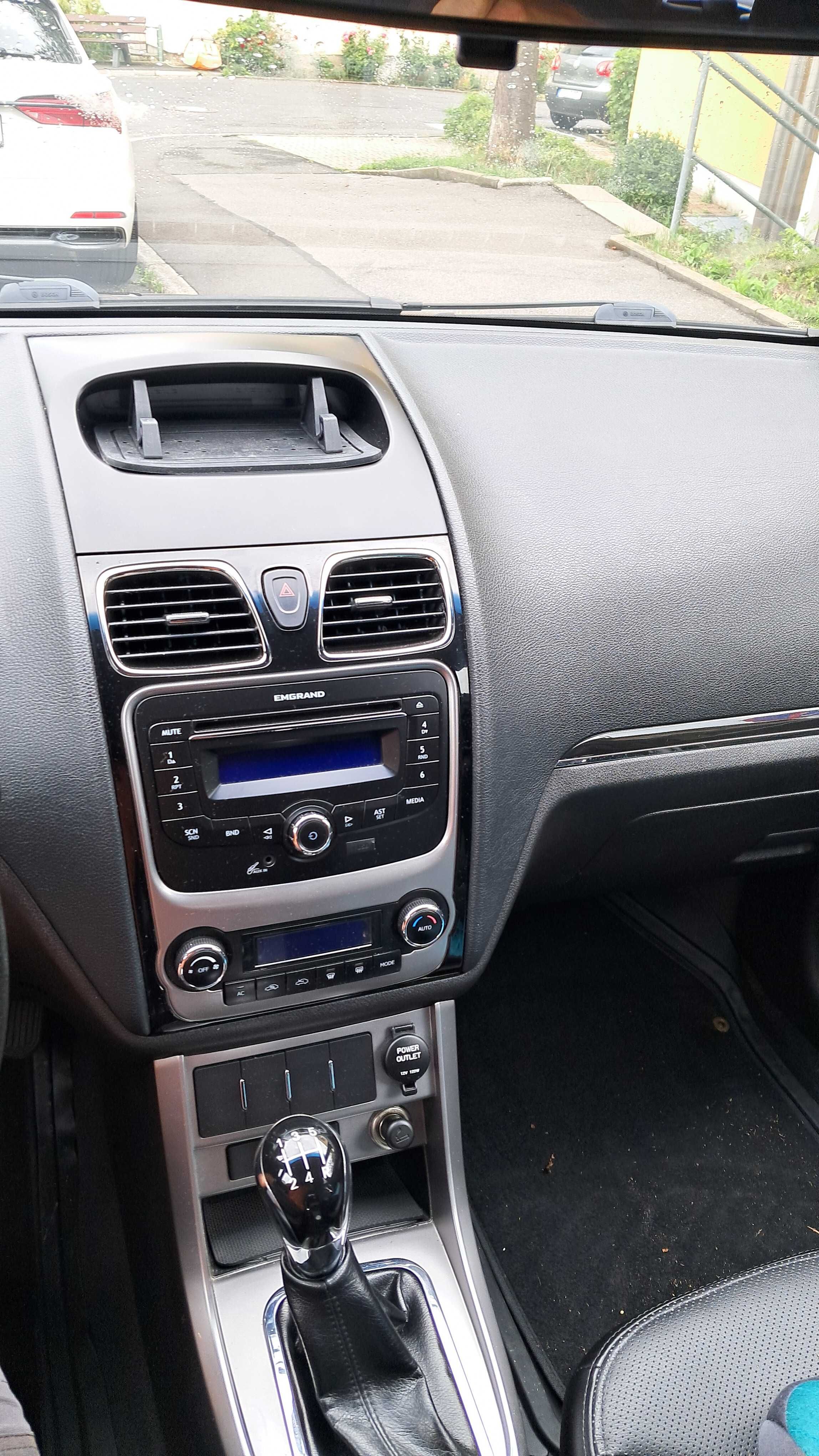 Geely Emgrand ec7 rv
