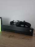 Sprzedam Xbox ONE X 1Tb
