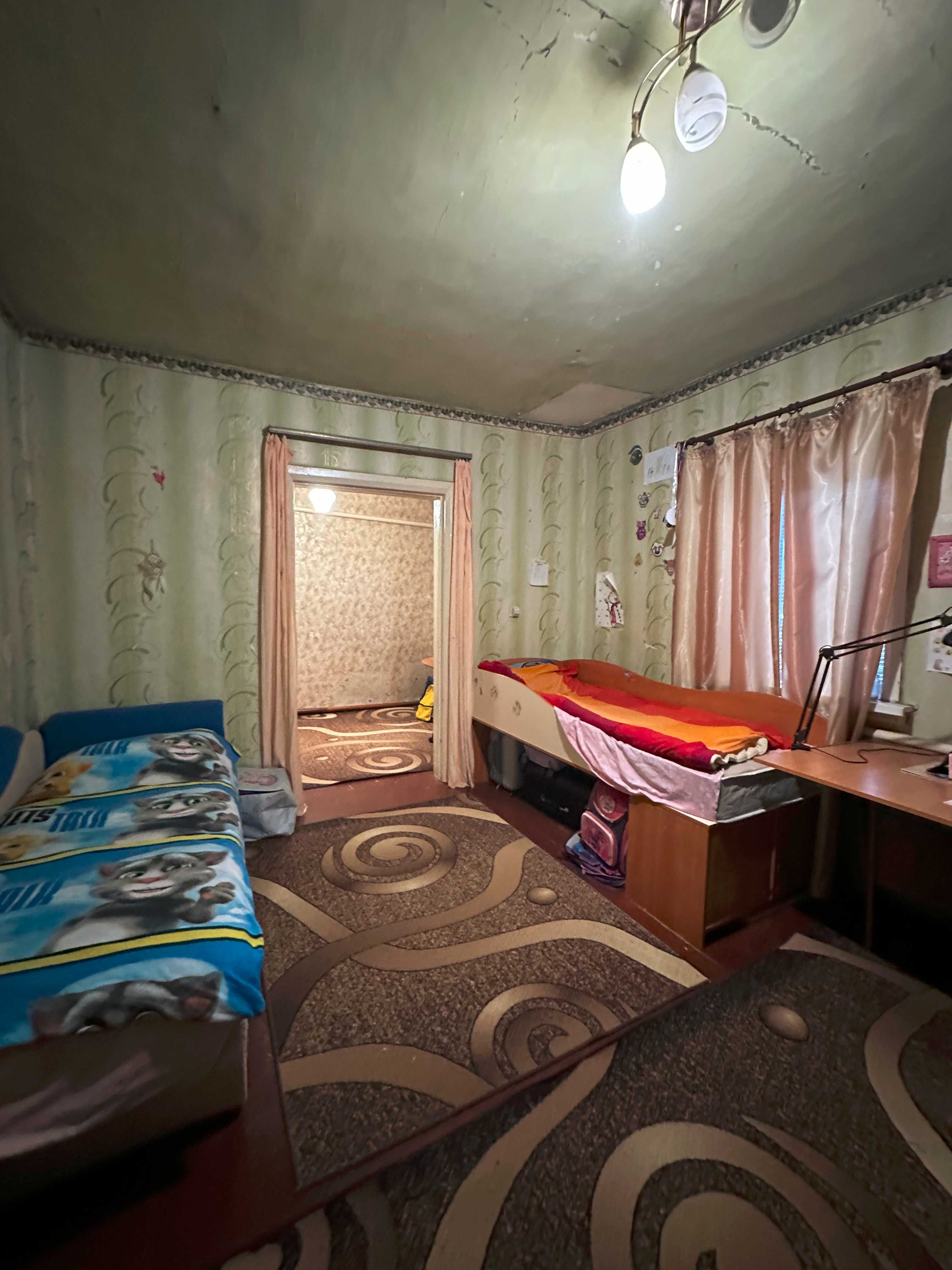 Продам будинок - 10 хвилин від метро Індустріальна (Пролетарська)