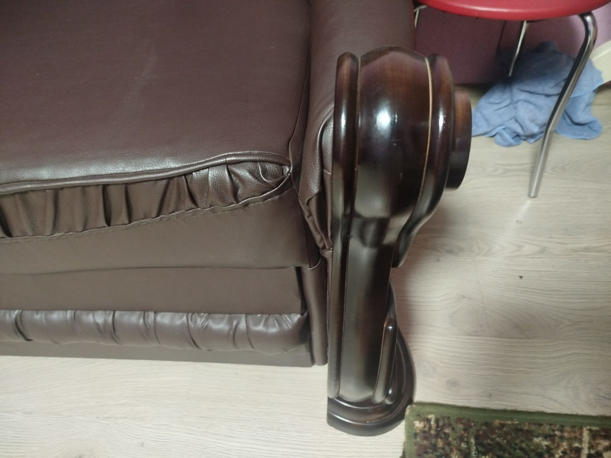 Продам дуже шикарний діван.