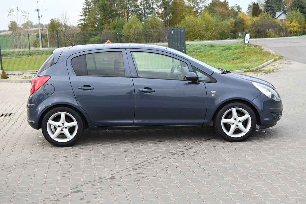 Opel corsa 2010 1.4