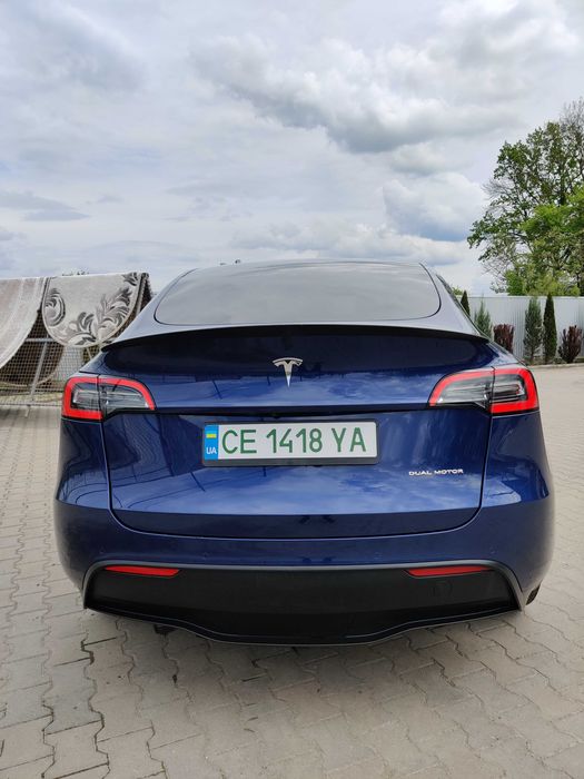 Tesla Model Y 2022