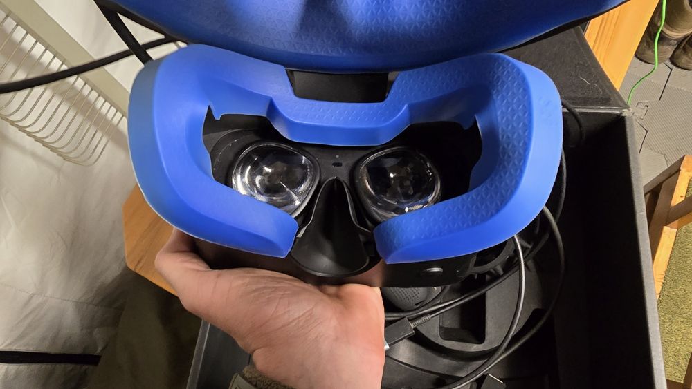 Vr-шлолом Oculus Rift S
ТТПродаю VR-шолом Oculus Rift