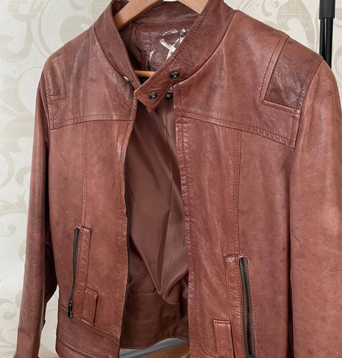 Стильна шкіряна куртка з Італії | Розмір M | Натуральна шкіра
