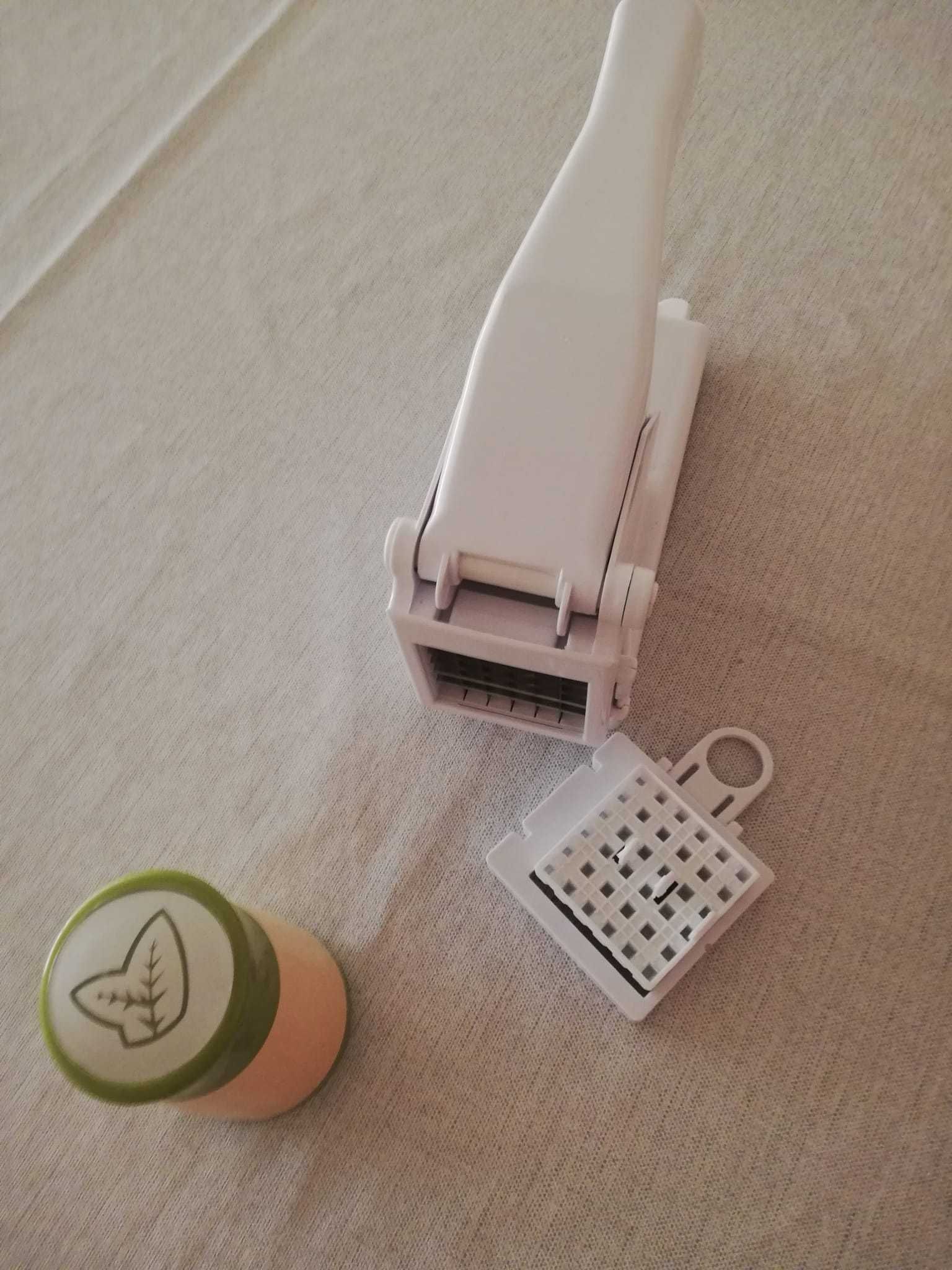 Cortador de batatas / Picador de ervas aromáticas