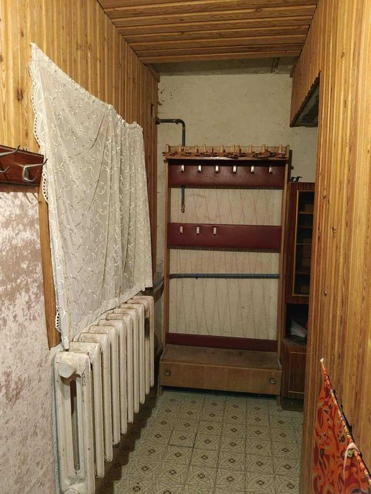 продається будинок