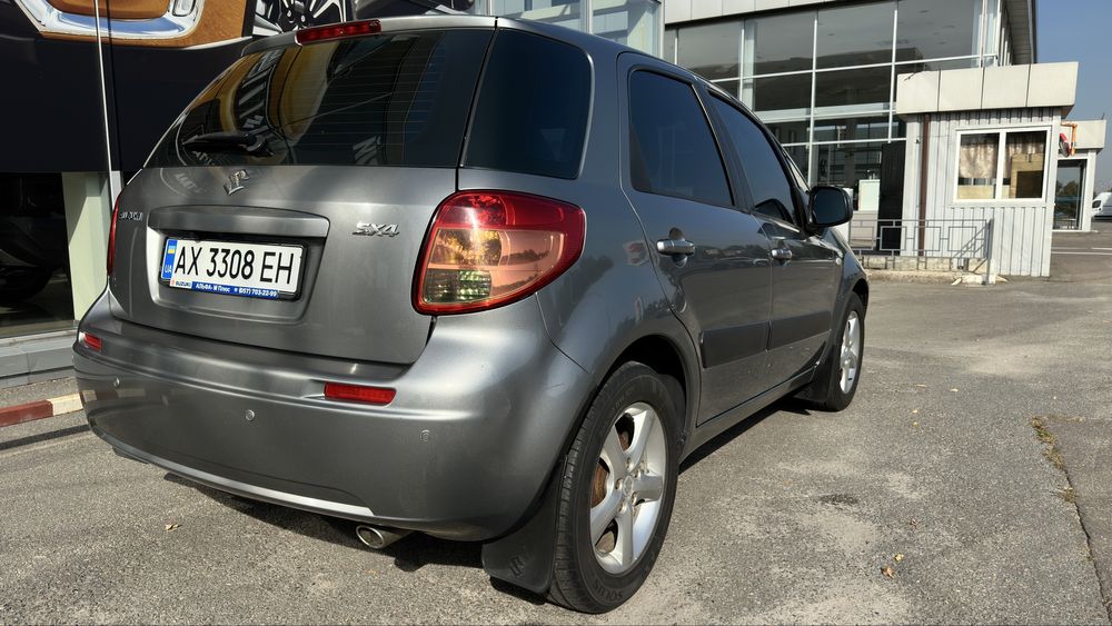 SUZUKI SX4 продаю свій автомобіль