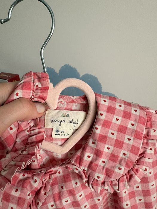 Konges slojd sukienka 92 różowa kratka serca kołnierzyk serduszka