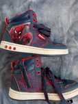 Buty chłopięce spider man spidey świecąca podeszwa rozmiar 28