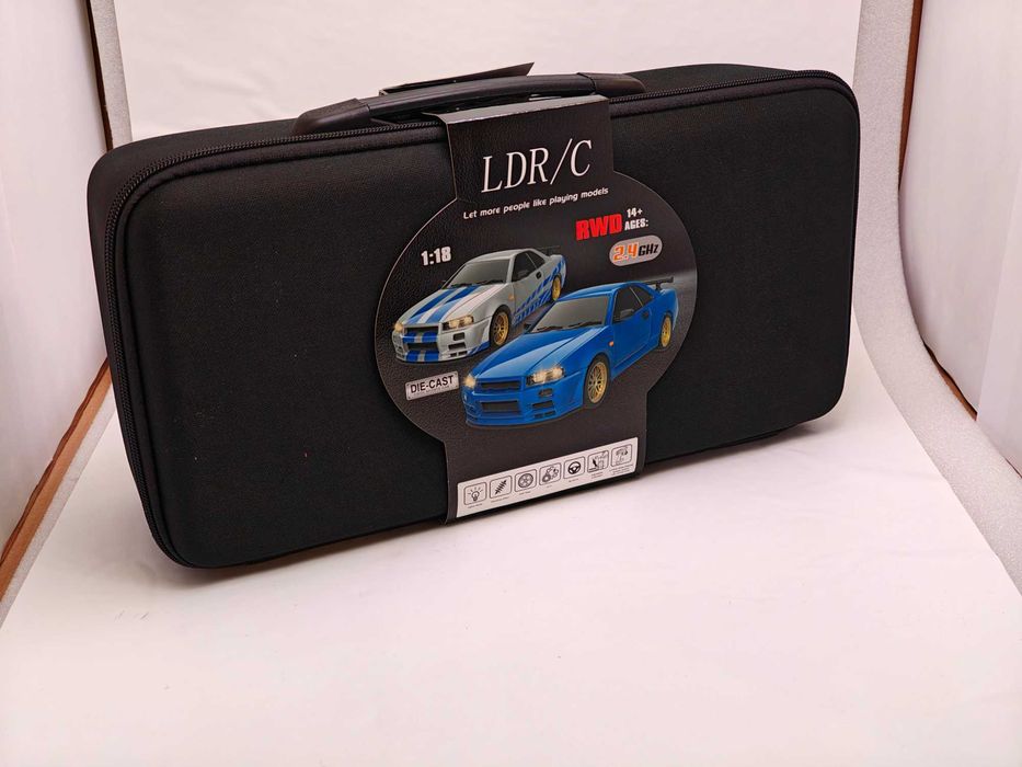 Samochód RC do driftu LDRC 1899 1/18 RWD zdalnie sterowany NISSAN GTR