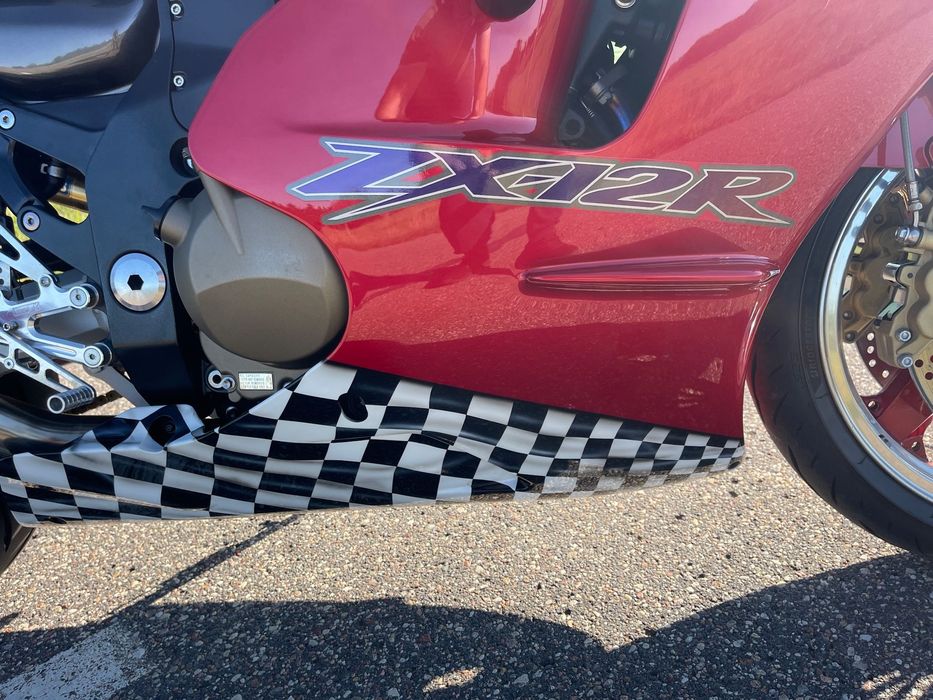 Kawasaki ZX Kawasaki ZX 12 r