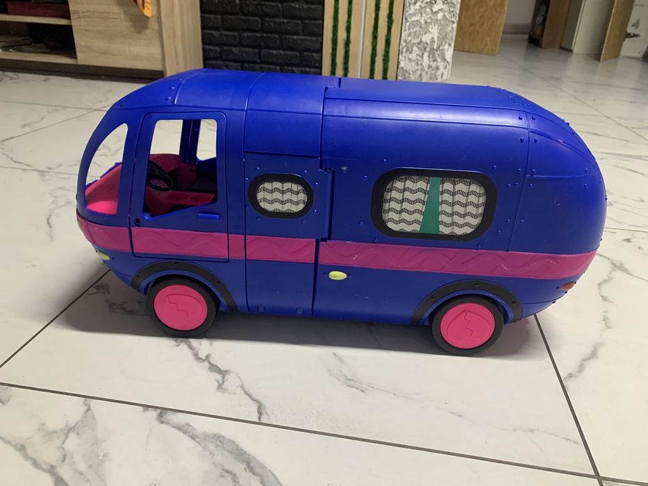 Автобус лол кампер LOL Surprise OMG з ляльками лол