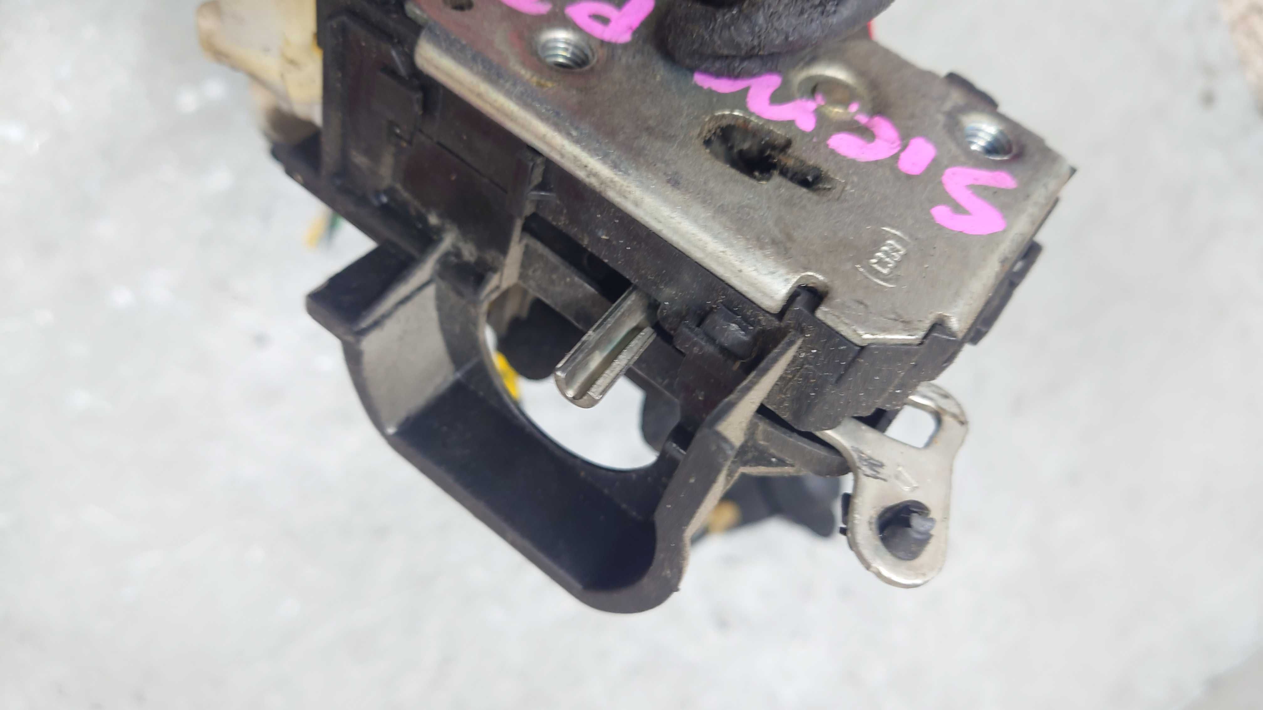 Fiat Siena Palio Zamek Klamka Prawy Przód Prawy Przedni PP