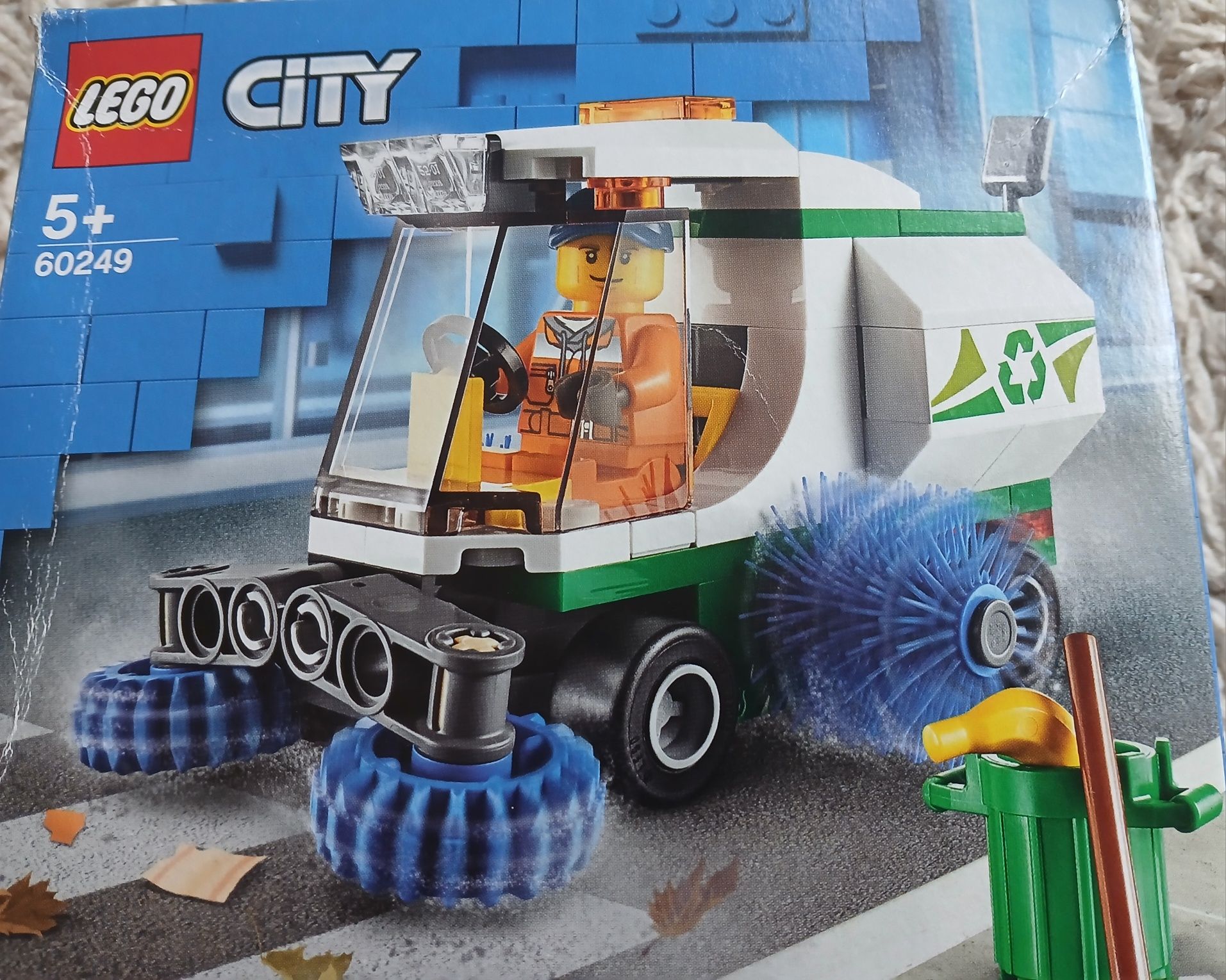 Lego City 60249 Zamiataczka ulic śmieciarka ruchome szczotki figurki