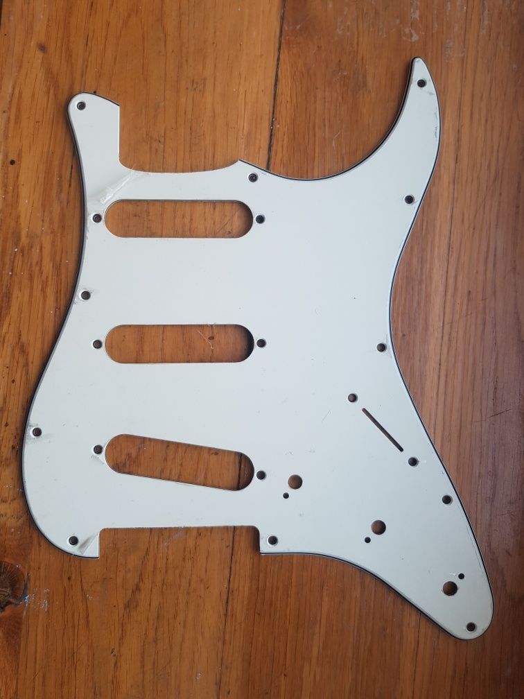 Pickguard Stratocaster 2 sztuki