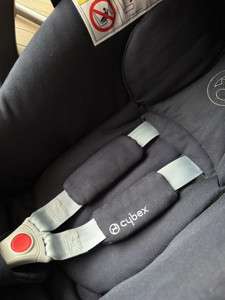 Cybex Cloud Z i-size Plus