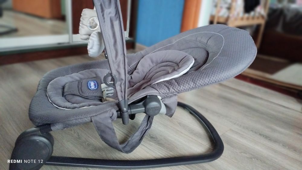 Дитячий шезлонг chicco