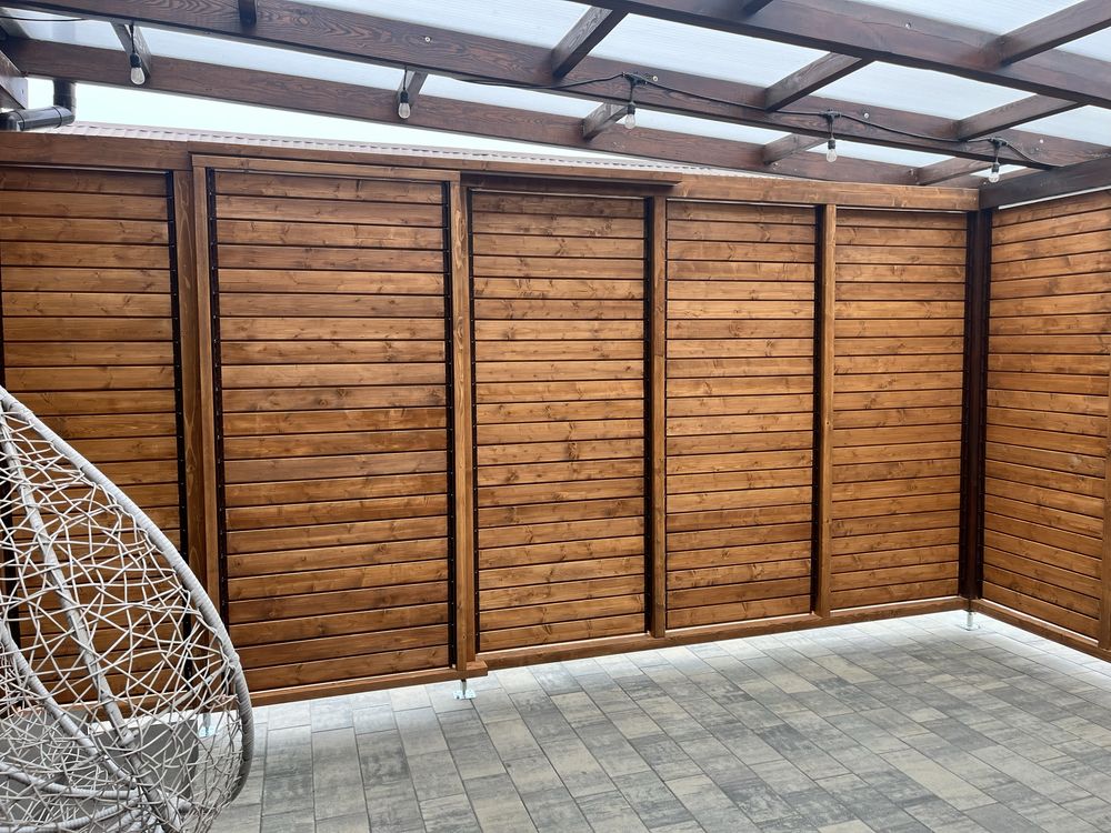 Zadaszenie tarasu pergola ruchome deseczki shuttersy