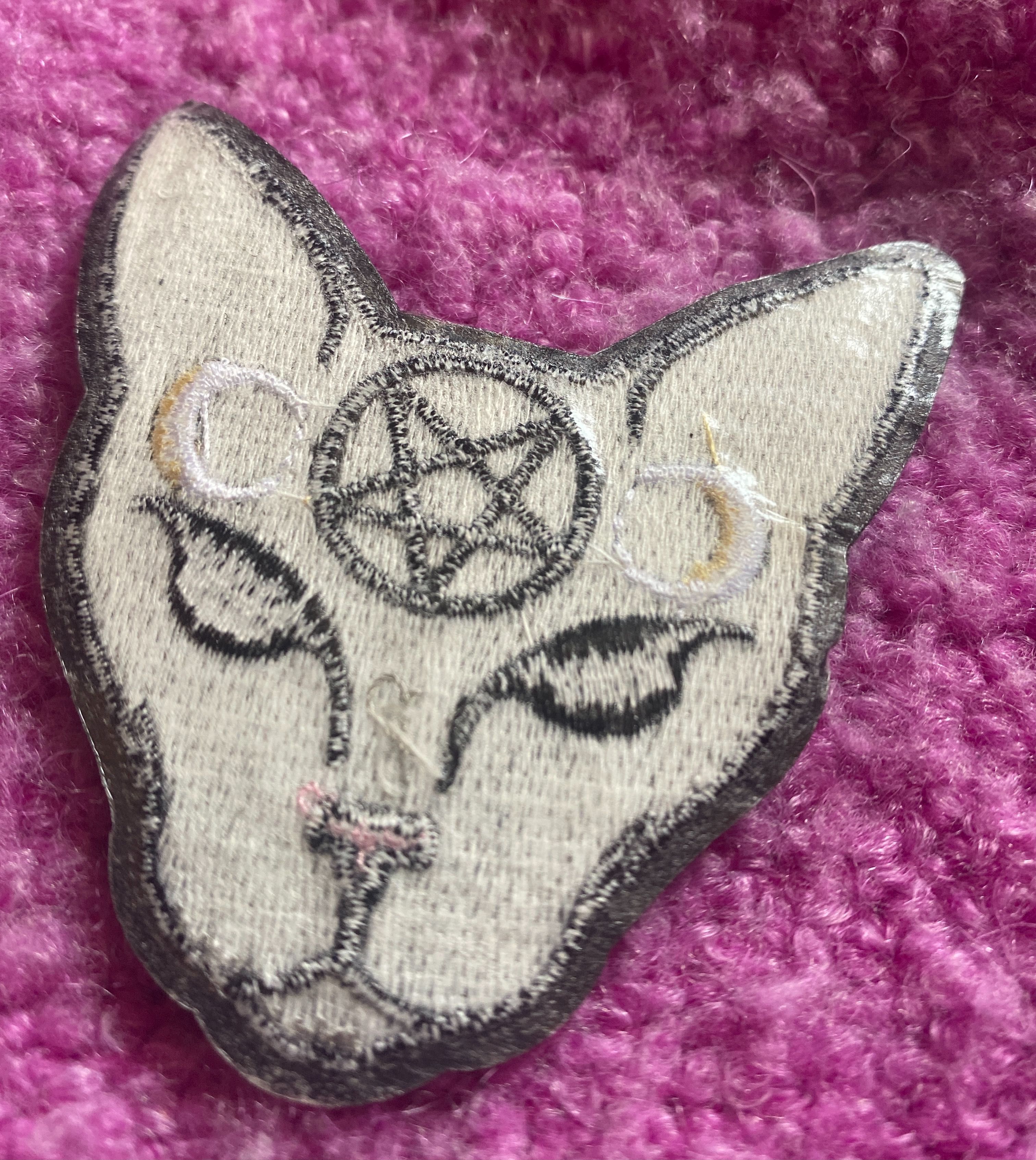 Naprasowanka kot trzecie oko occult pentagram w stylu Killstar
