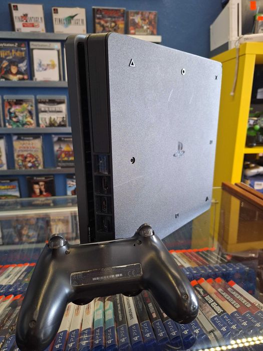 Konsola PlayStation 4 Slim Days of Play 1TB, BDB, CentrumGrania