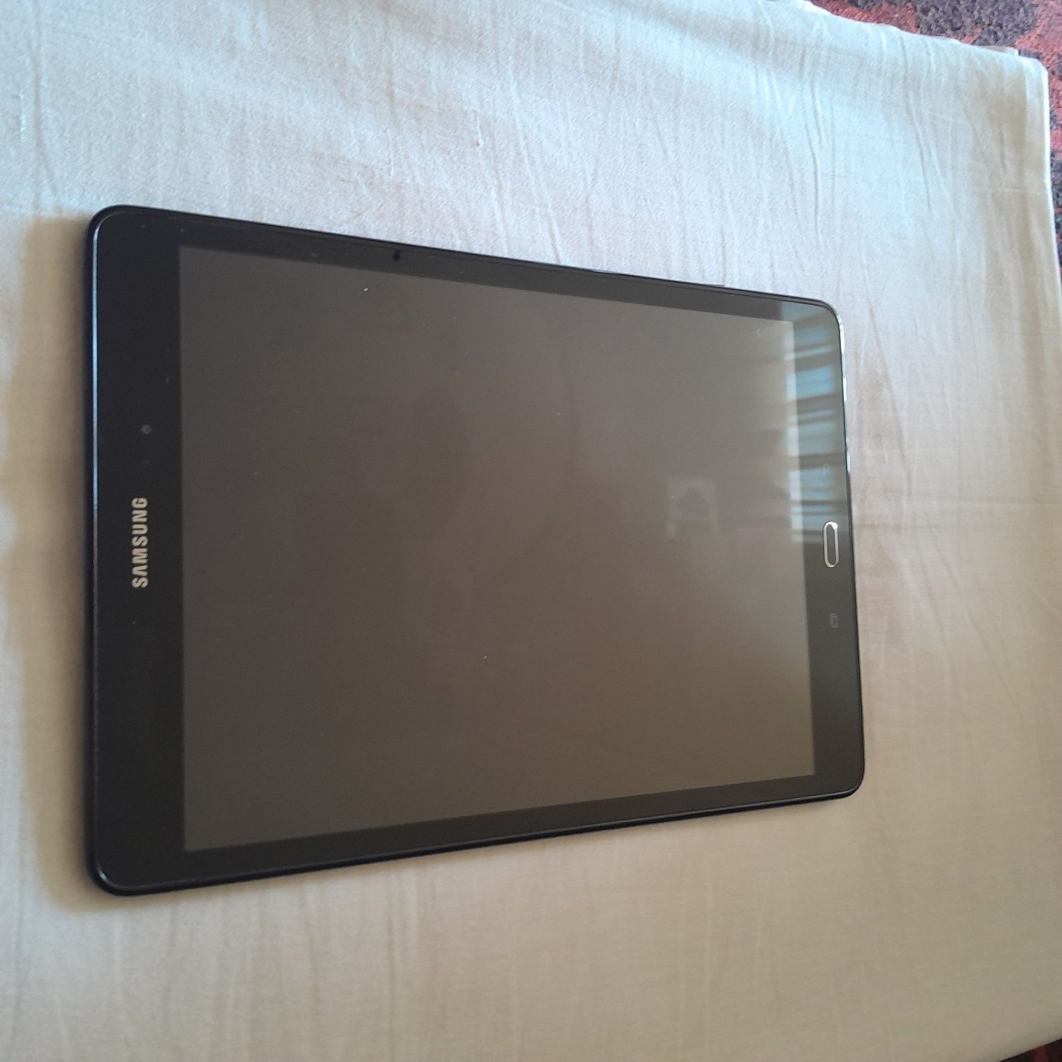 Samsung Galaxy Tab A . 9,7 дюйма. WiFi. Хорошее Состояние.