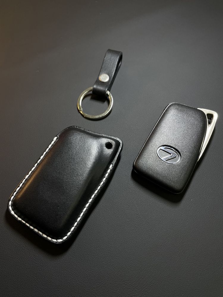 Чехол на ключ Lexus кожаный ключ Лексус