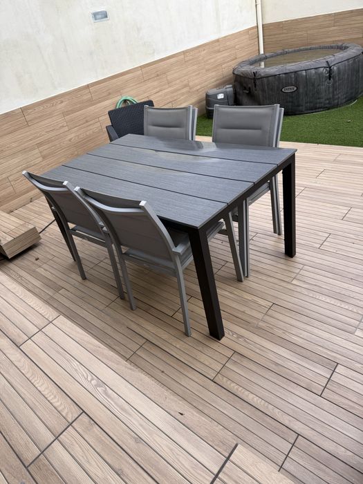 Mesa Jardim + 6 Cadeiras